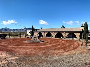 1161 S Concho Rd, Golden Valley, AZ 86413