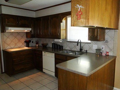 5th image of 614 Crestwood Dr