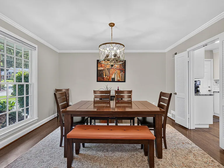 6720 Newbold Dr — Photo 11