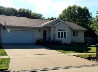 1717 Nash St, Sioux City, IA 51109