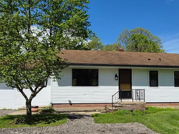 10842 W 130th St, Strongsville, OH 44136