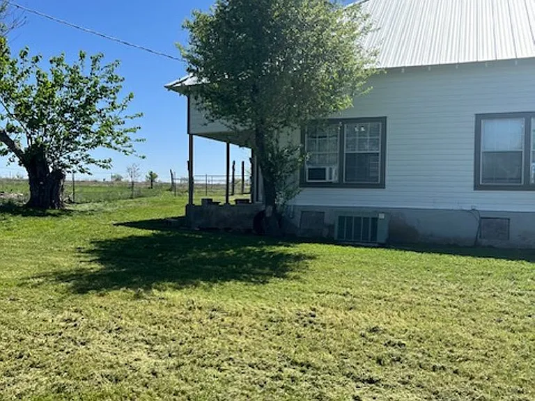755 County Road 149 — Photo 32