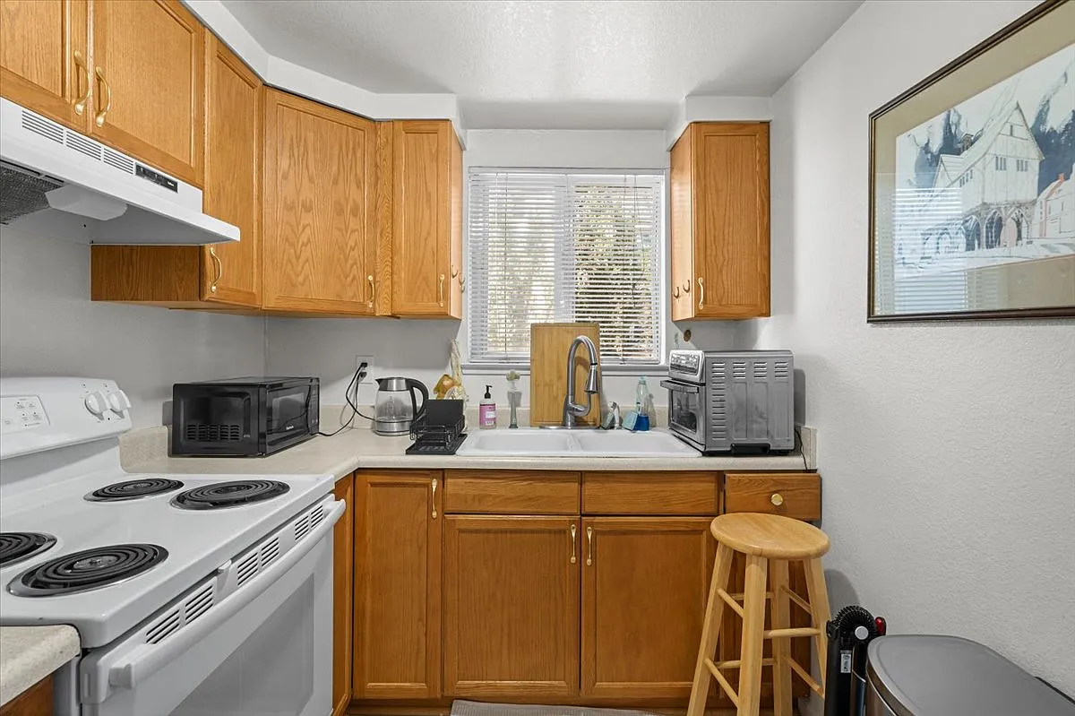1 bed, 600 sqft, $1,450 — Photo 4