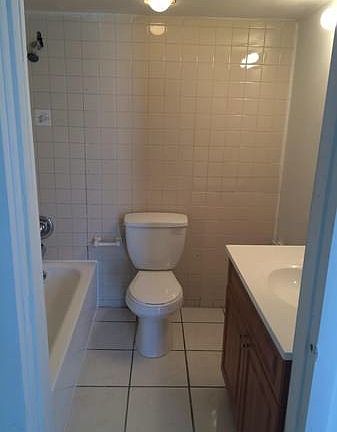 4th image of 9210 Fontainebleau Blvd APT 206