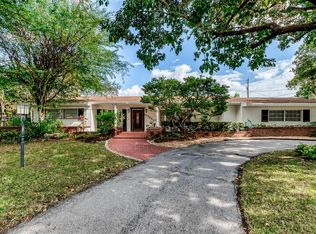 10725 SW 72nd Ave, Pinecrest, FL 33156