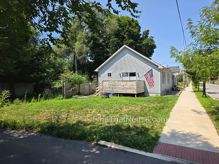 158 B St — Photo 28