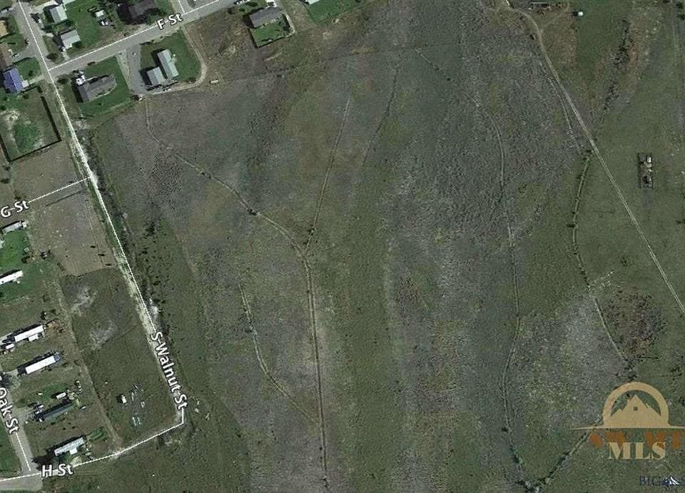 2nd image of 20 Jack Farm Rd