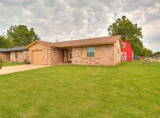 509 W Carson Dr, Mustang, OK 73064