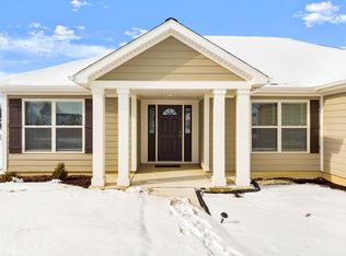 8011 Dunnmore Dr, New Haven, IN 46774