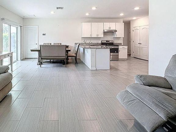 5th image of 3310 Summerdale Way