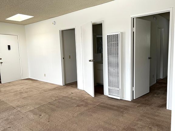 5th image of 1000 Everett St APT 7
