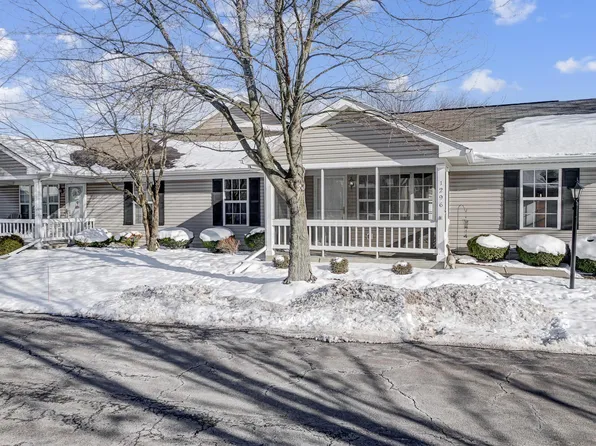 1296 Hillview Cir W, Newark, OH 43055