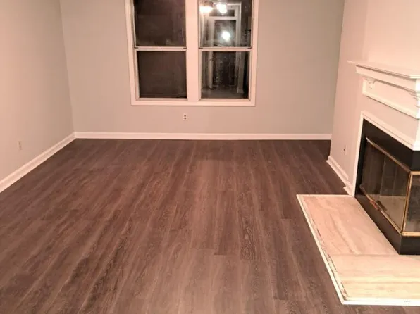 983 Stewarts Creek Dr APT 5, Fayetteville, NC 28314