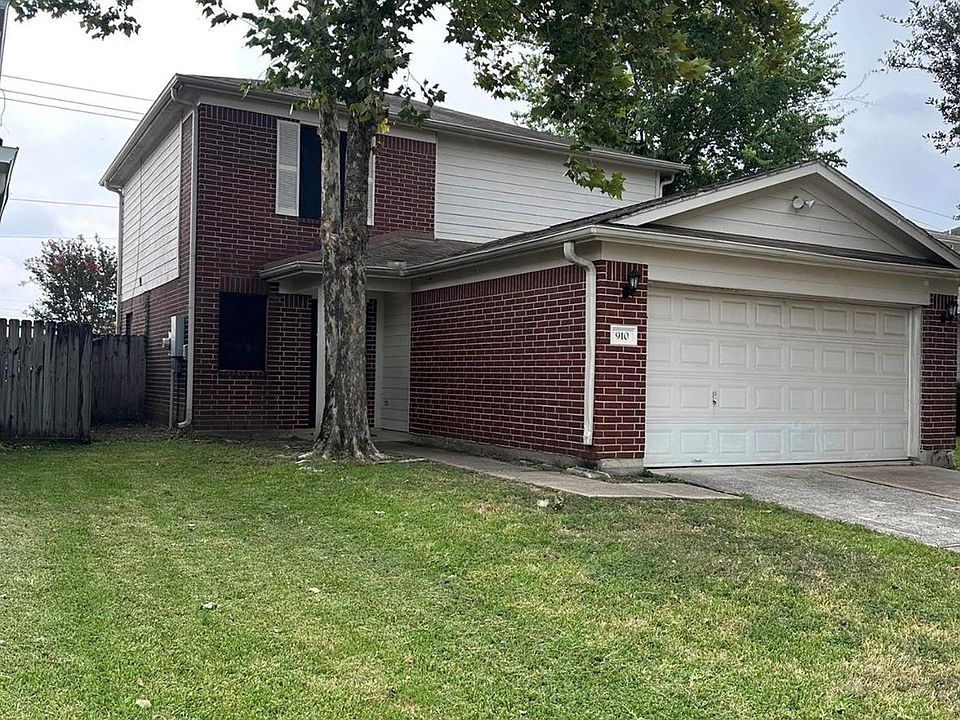 1st image of 910 Calm Creek Ct