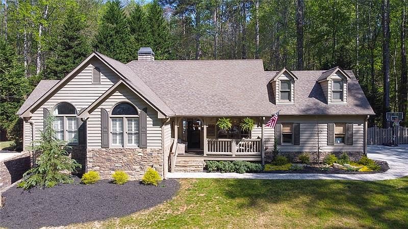 1st image of 116 Evergreen Dr