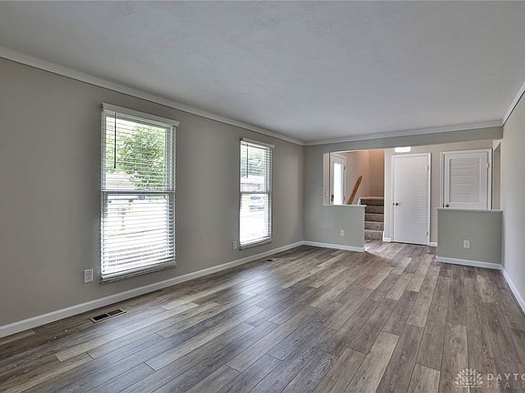 4th image of 7067 Sandalview Dr