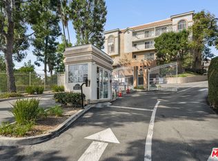 4750 Templeton St APT 1104, Los Angeles, CA 90032
