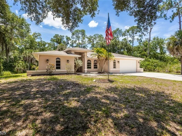 2411 Herzog Rd, Alva, FL 33920