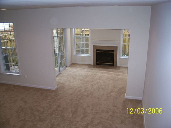 4th image of 22057 Avonworth Sq