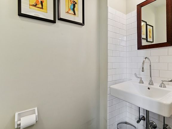 4th image of 40-50 E 10th St Office I