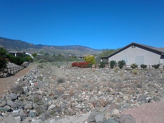 2nd image of 410 S Latigo Way
