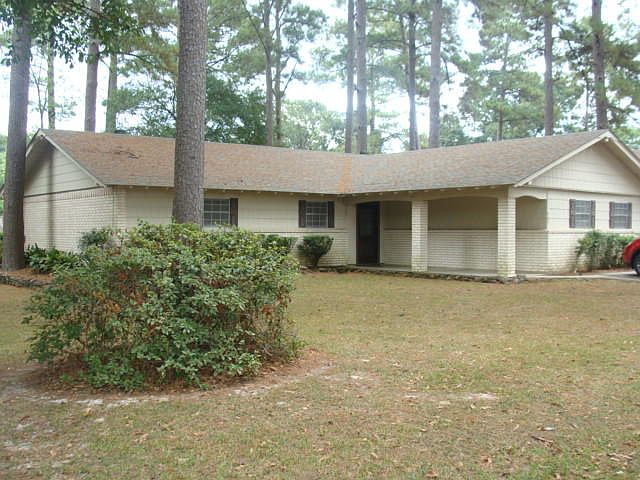 1st image of 905 Chinquapin Dr