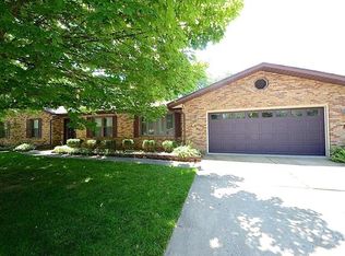 103 E Brittany Ln, O'Fallon, IL 62269