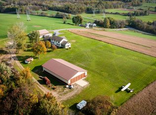 7186 Maxison Dr, Lyons, NY 14489