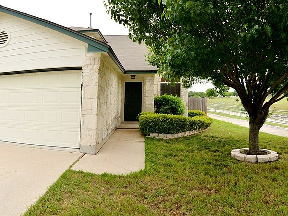 3rd image of 1600 W Pflugerville Pkwy