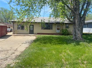 5046 NE 5th St, Des Moines, IA 50313