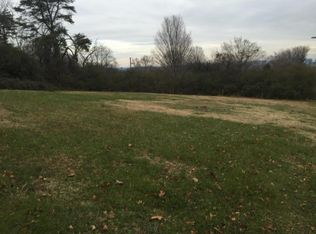 734 Highland Ave, Loudon, TN 37774