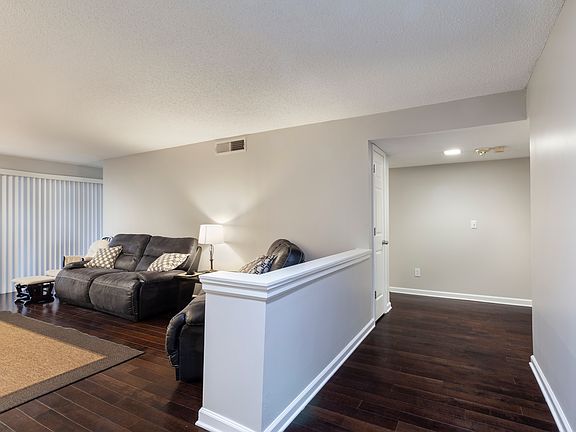 3rd image of 118 Fair Haven Way SE