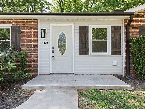 3rd image of 1200 Armstrong Cir