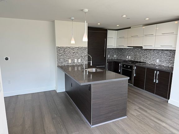 5th image of 420 Mission Bay Blvd N Unit 506