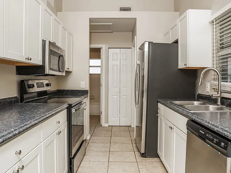 3644 Ribera Ave — Photo 6