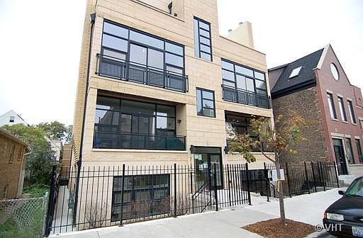1st image of 2136 W Armitage Ave #2E