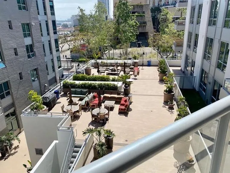 253 10th Ave #429 — Photo 7