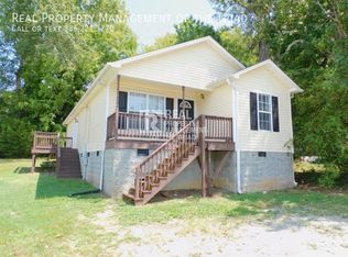 1308 N English St, Greensboro, NC 27405