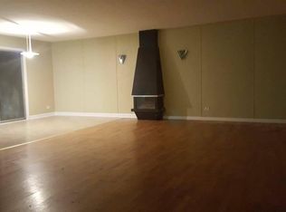 5600 W Cermak Rd, Cicero, IL 60804