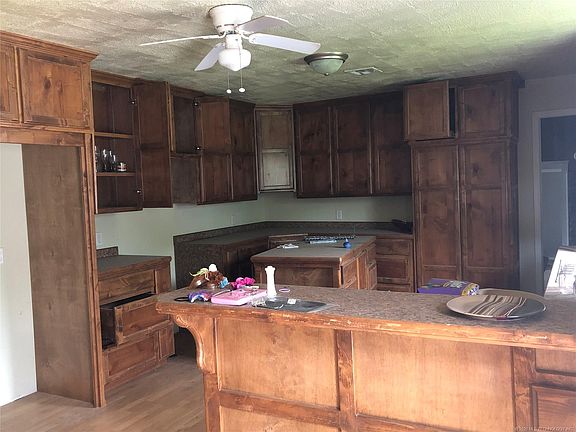 2nd image of 503 E Virgil Ave
