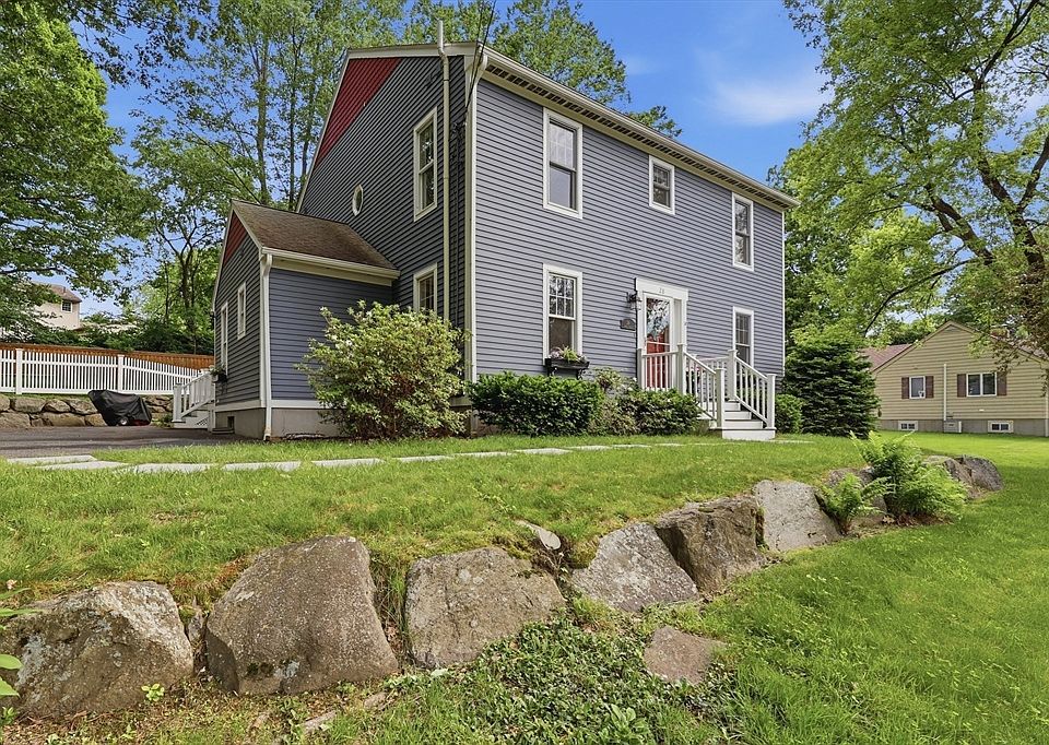 1st image of 28 Modoc St