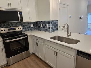 10619 Brookside Reserve Rd, Raleigh, NC 27614