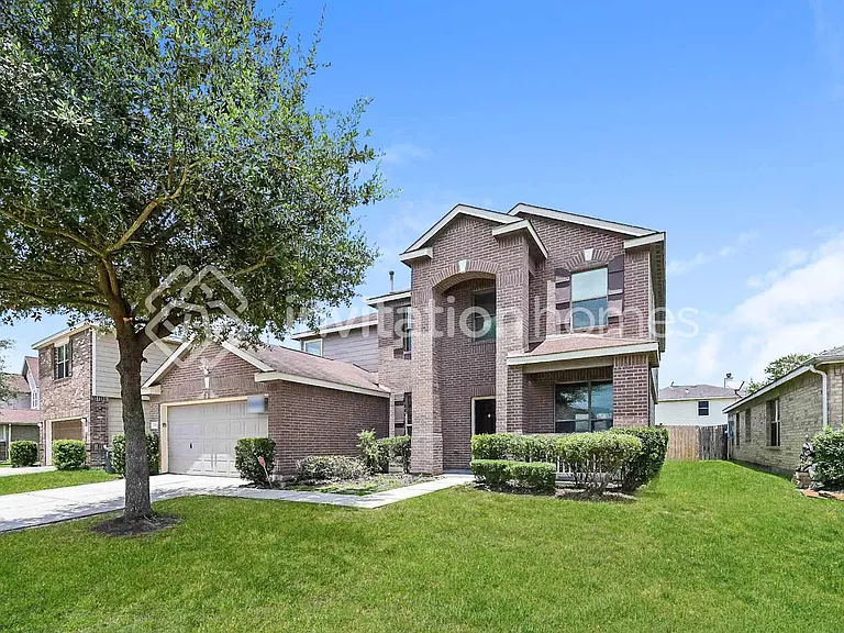 29430 Legends Bluff Dr — Photo 1