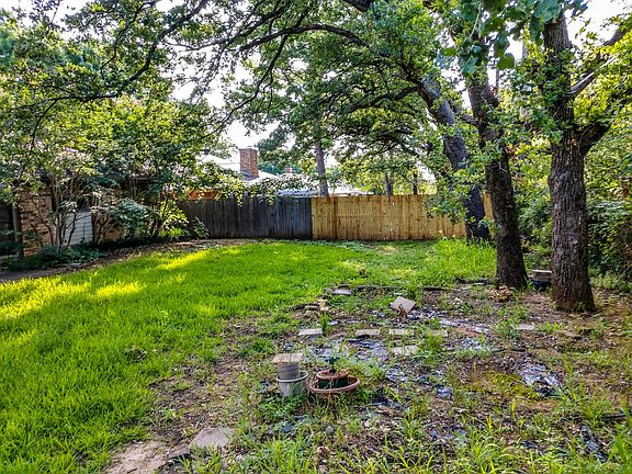 4th image of 3504 Hialeah Dr