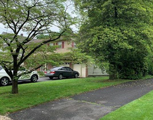 3rd image of 75 Willow Ave