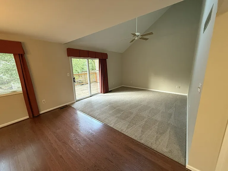 83 Winterberry Ct — Photo 7