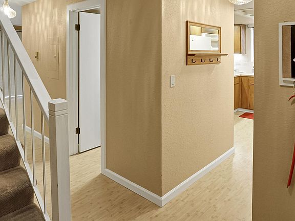 3rd image of 3909 Wetmore Ave APT A6