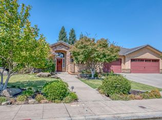 2960 Carson Ave, Clovis, CA