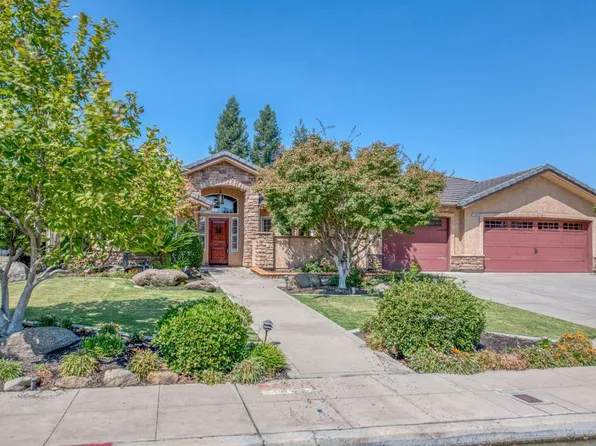 2960 Carson Ave, Clovis, CA 93611