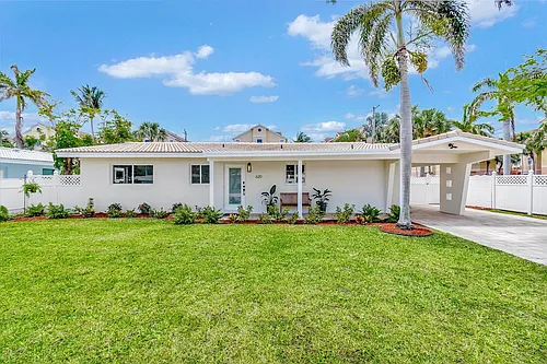 620 Las Palmas Park Photo 1
